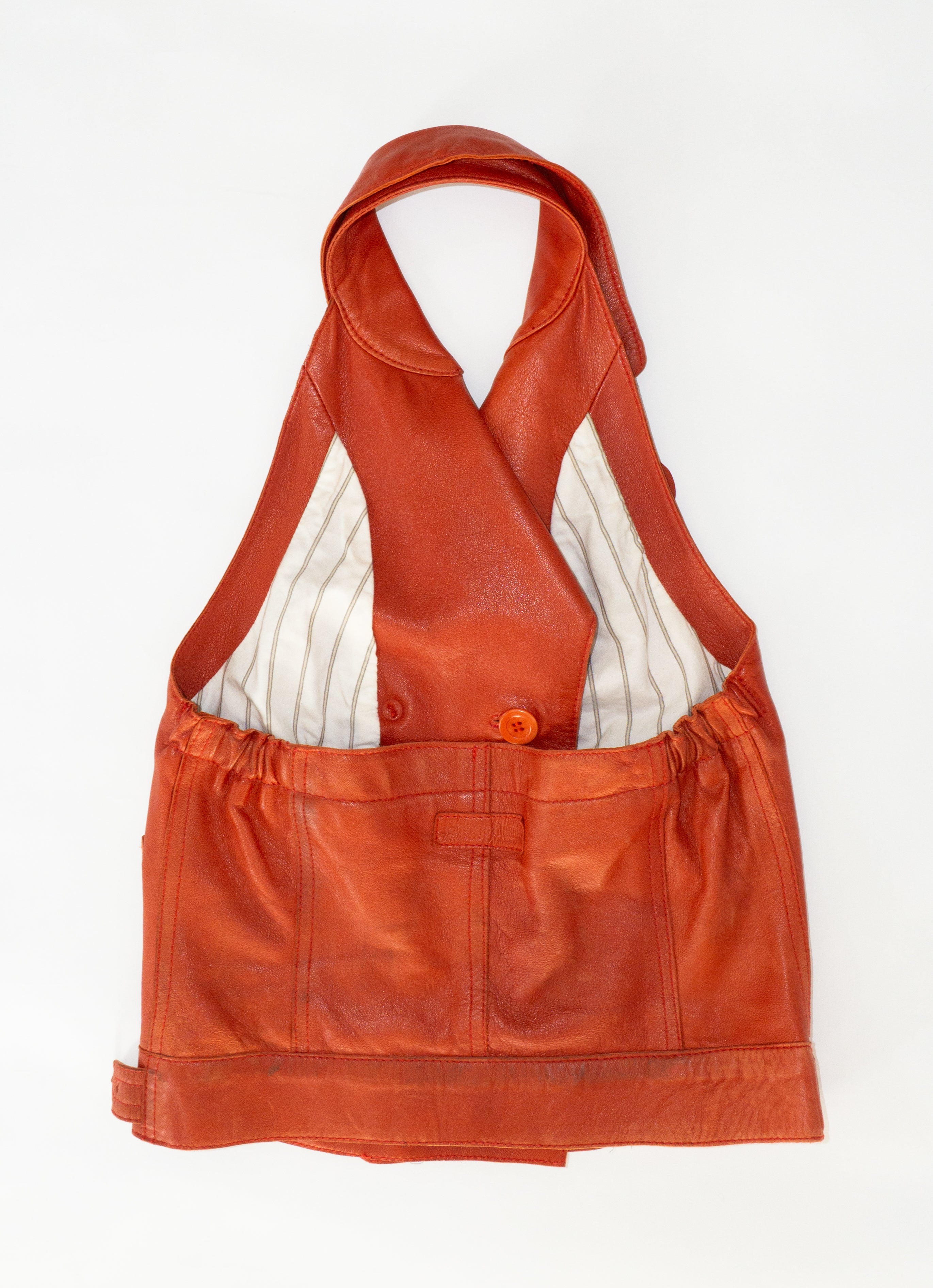 Top Dos Nu en Cuir Rouge T.38