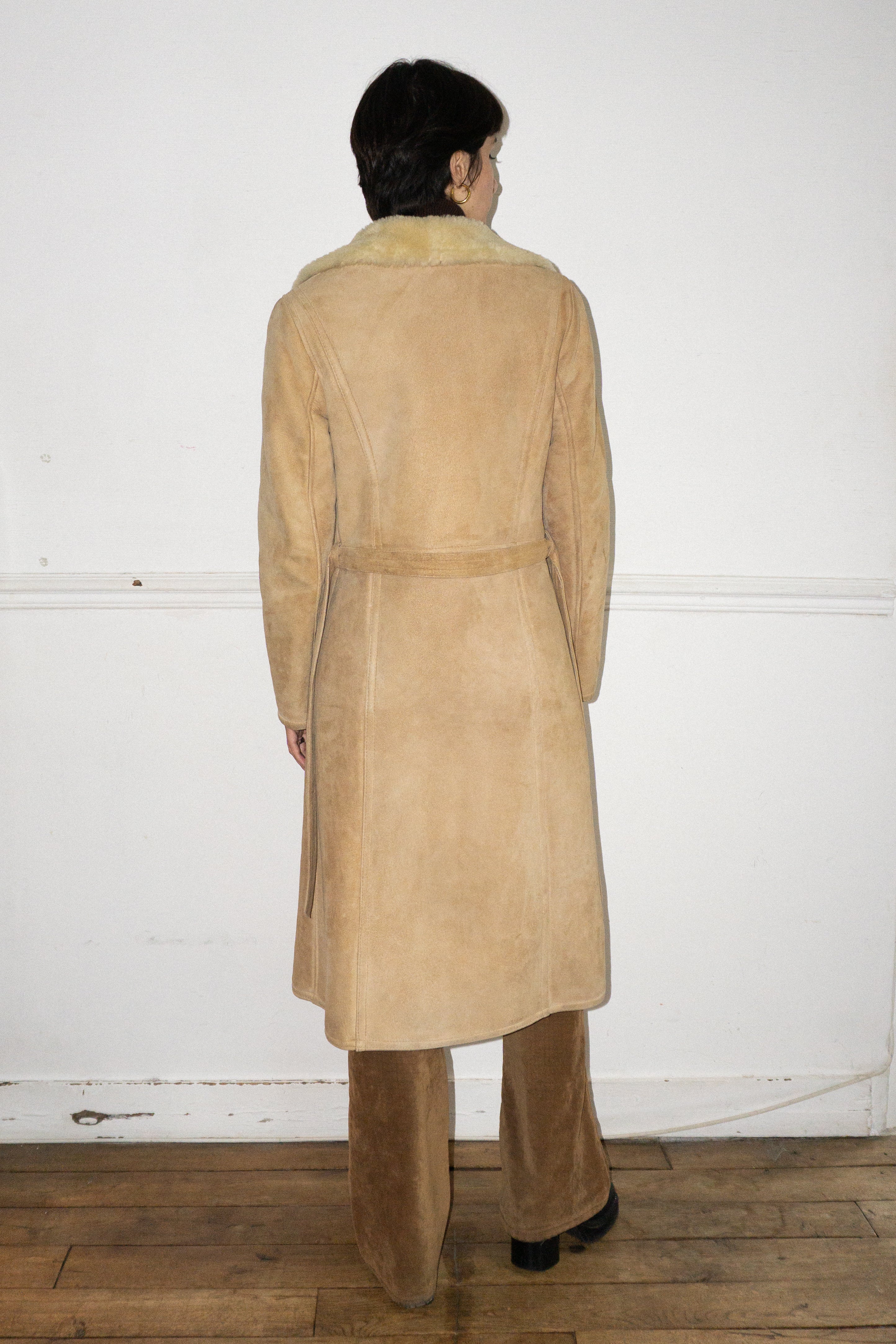 Manteau en Peau T.34