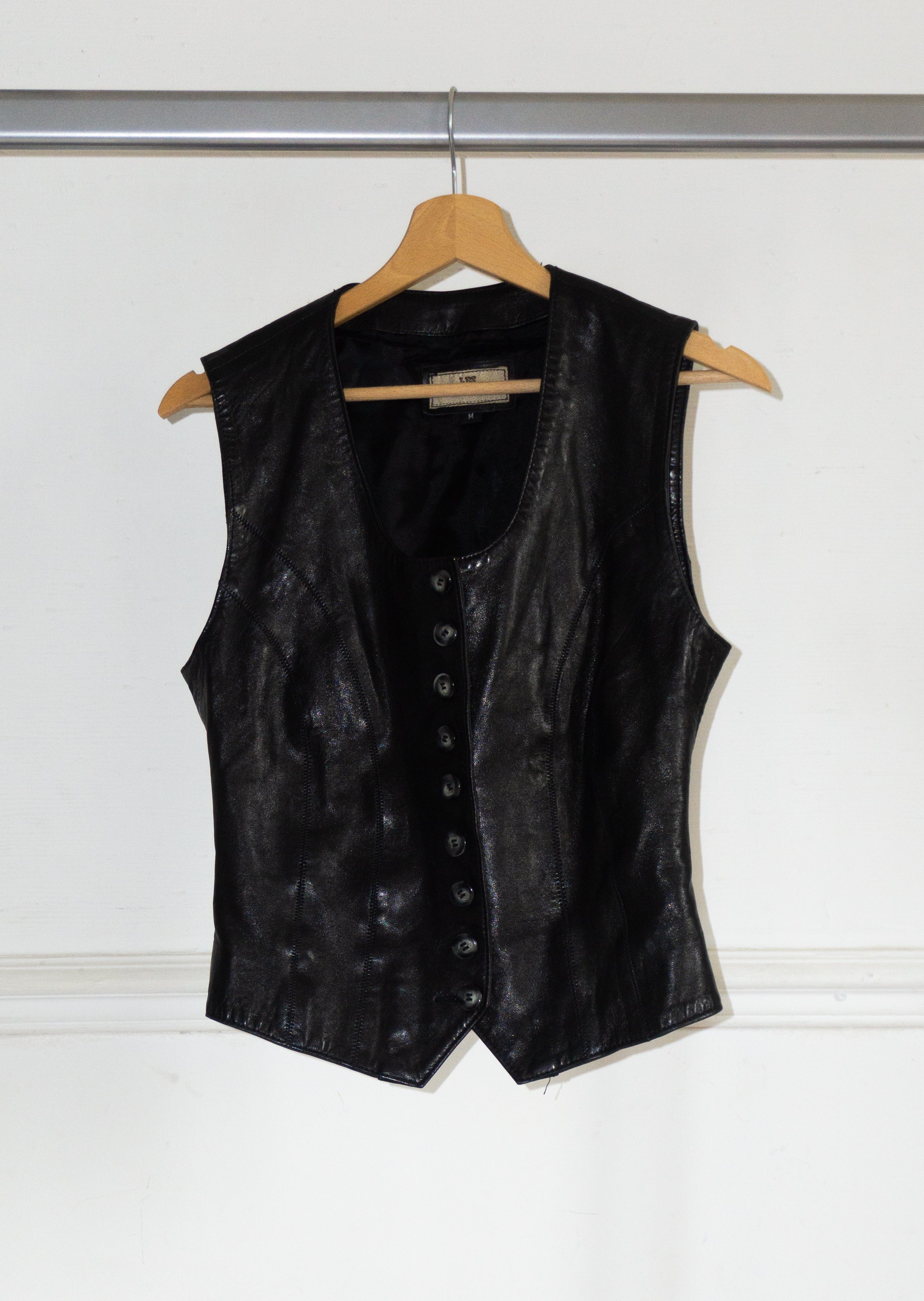 Gilet en Cuir à Boutons T.36